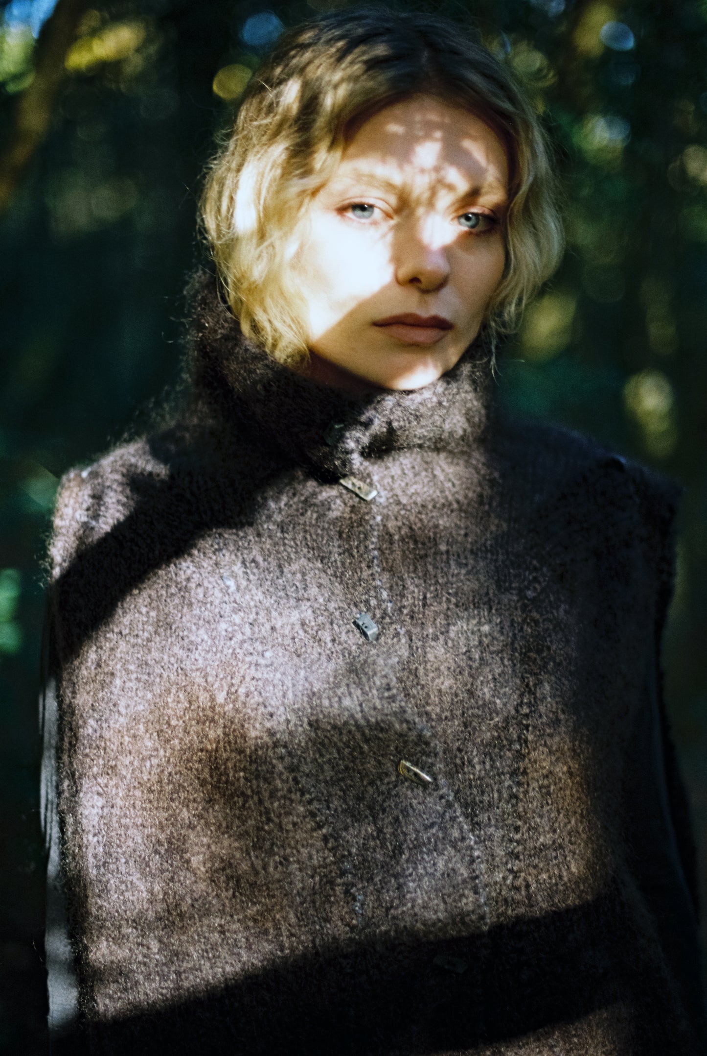Wool Blend Vest with Fossil Buttons, Ver.1