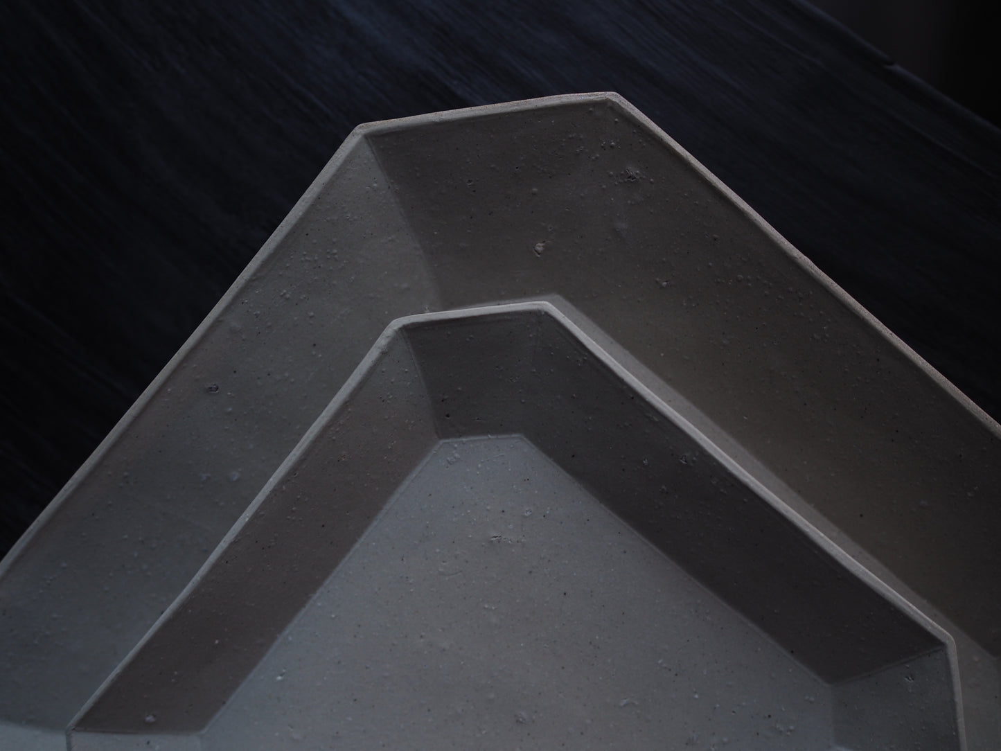 Shirahana Plate / Small or Large