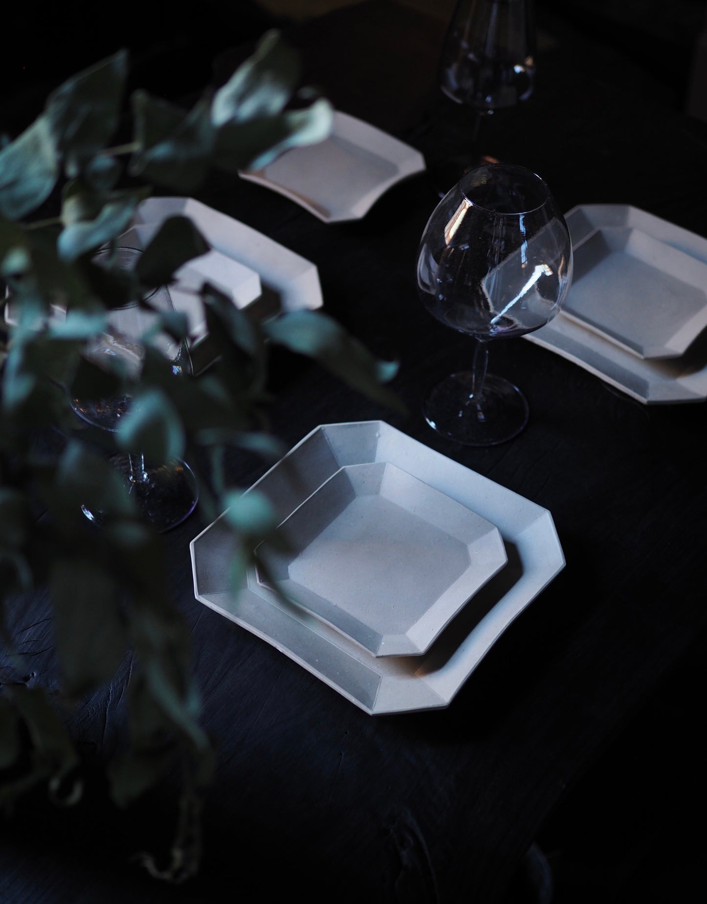 Shirahana Plate / Small or Large