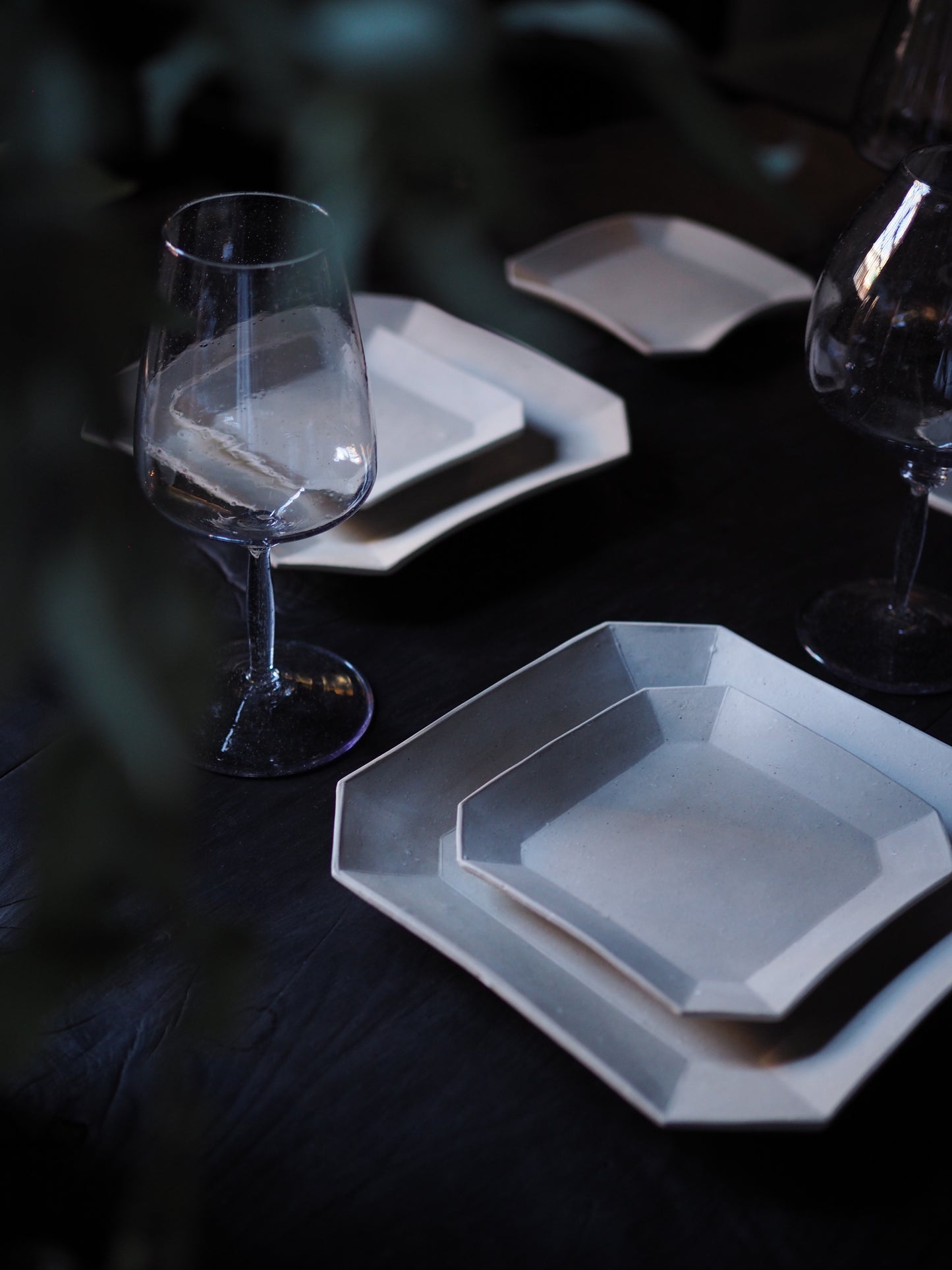 Shirahana Plate / Small or Large