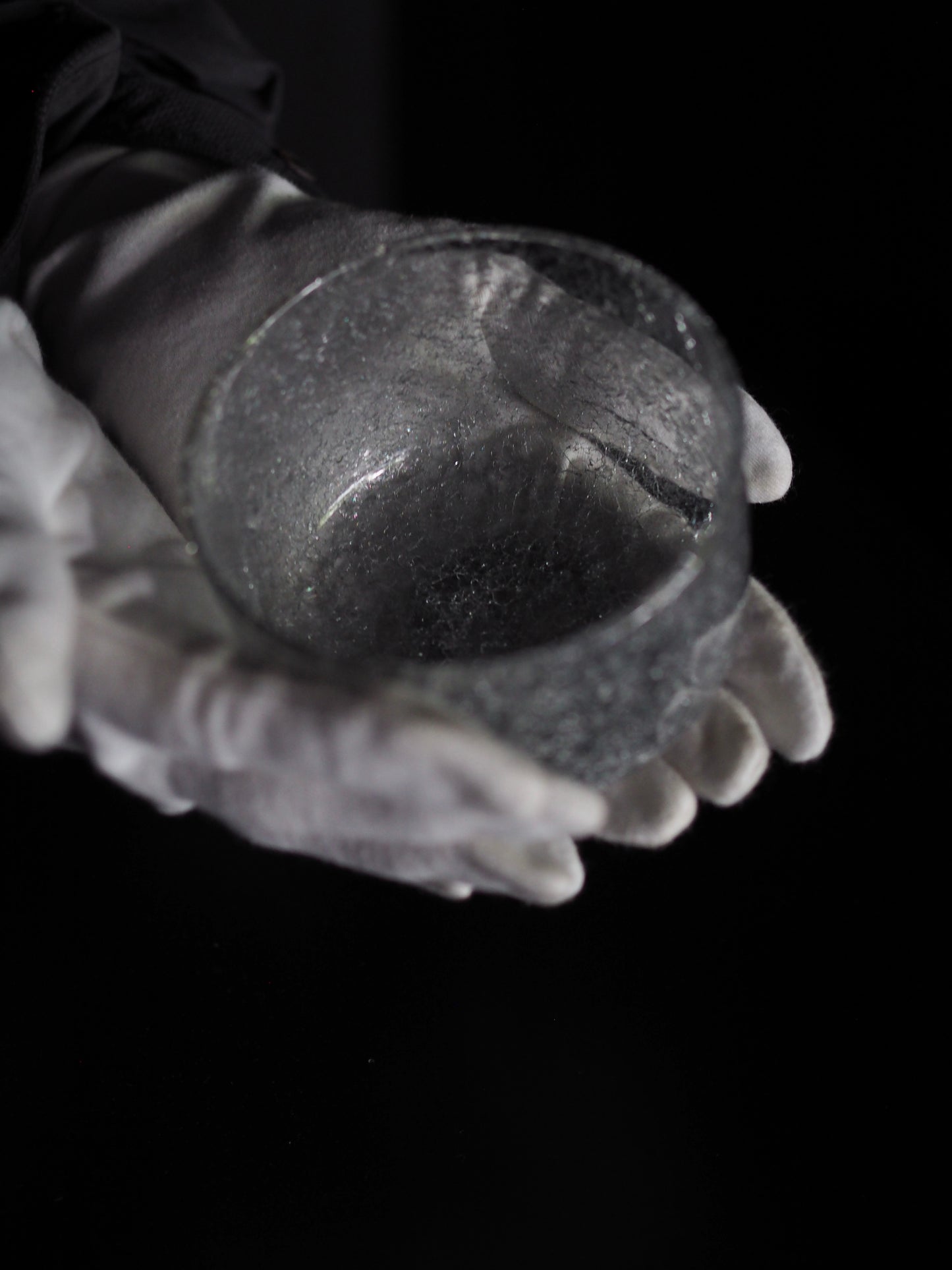 Glass Sculpture, 'Collecting Photos' Ver.6