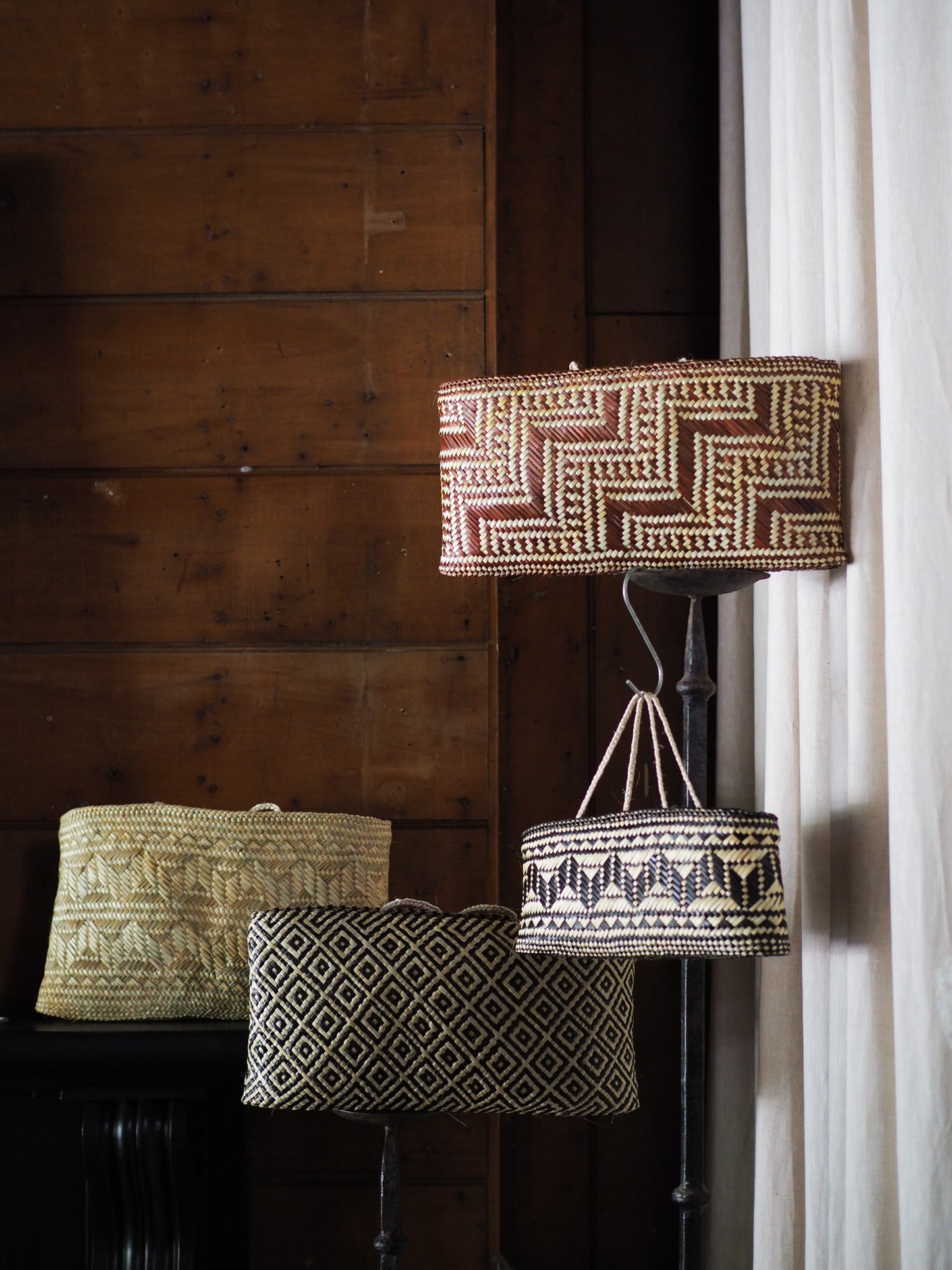 Karu Hāpuku (Eyes of the Hāpuku (groper) fish - black and natural)