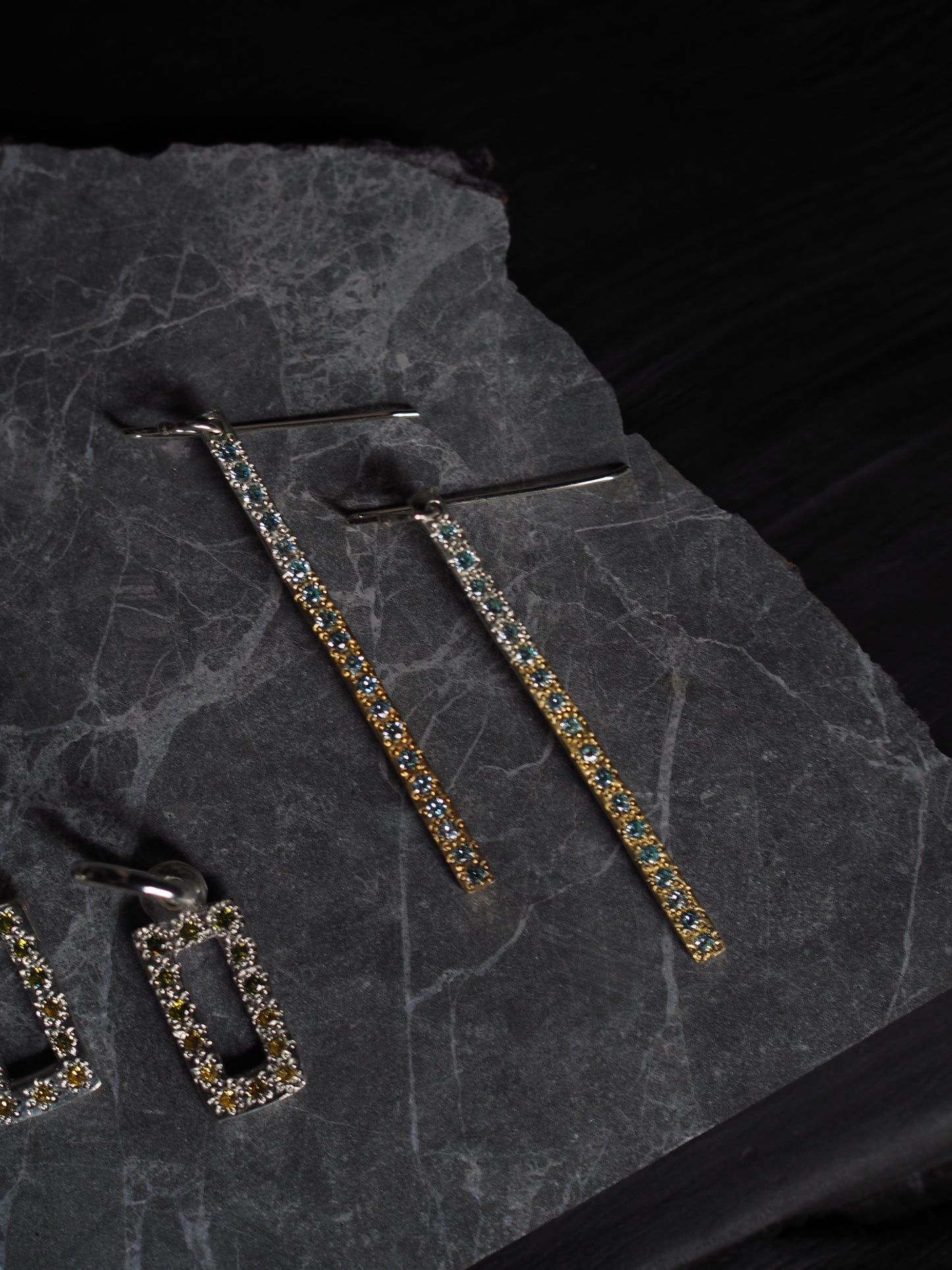 Line earrings III