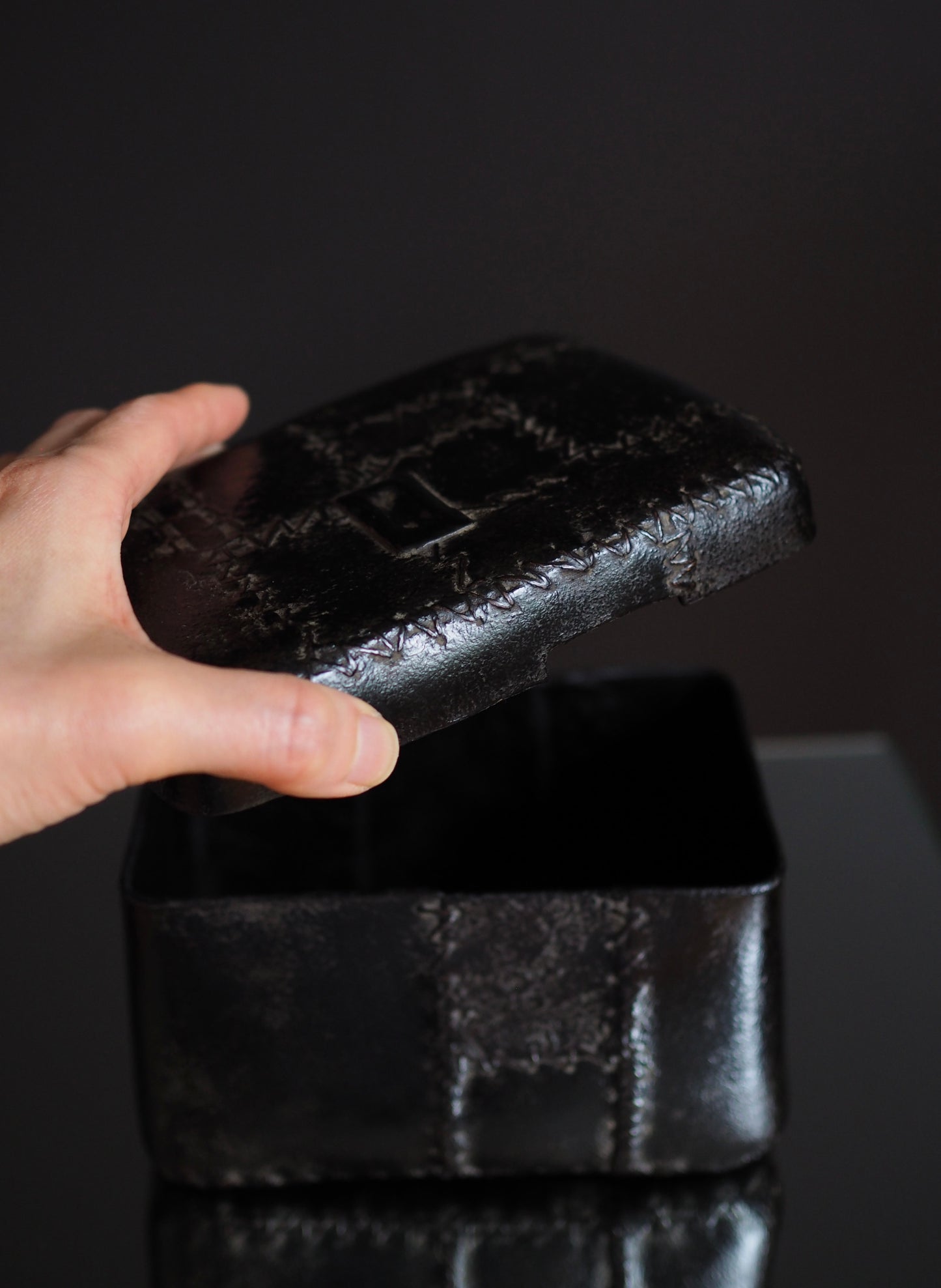 Leather canister ver.2