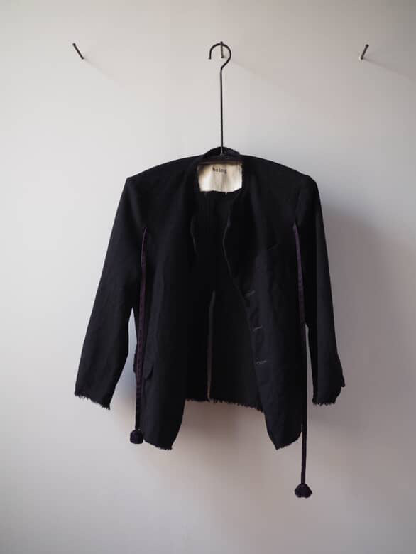 Light weight wool de-constructed jacket