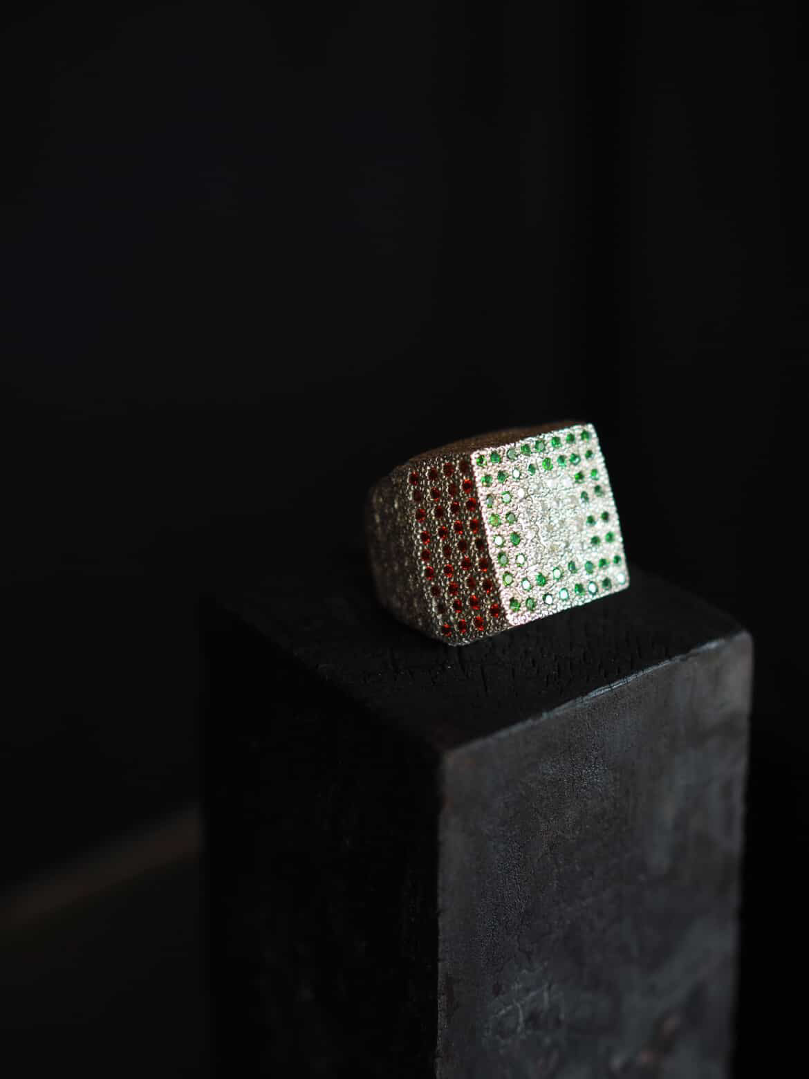 Shiny Objects - Ring 10