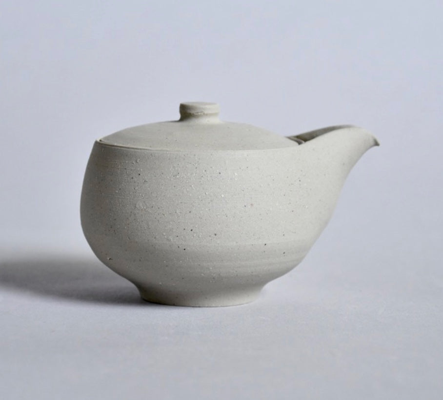 Shirahana Houhin / Tea pot ver.1