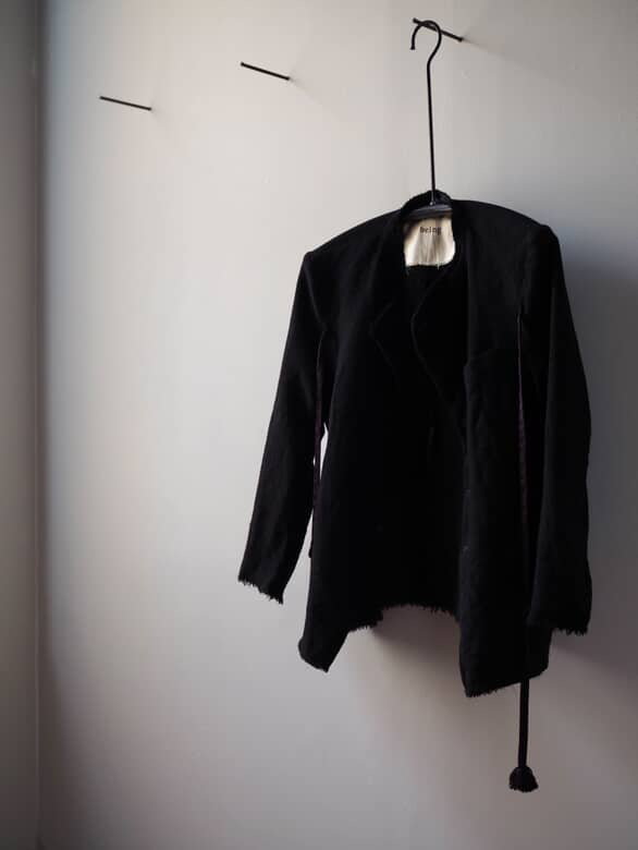 Light weight wool de-constructed jacket