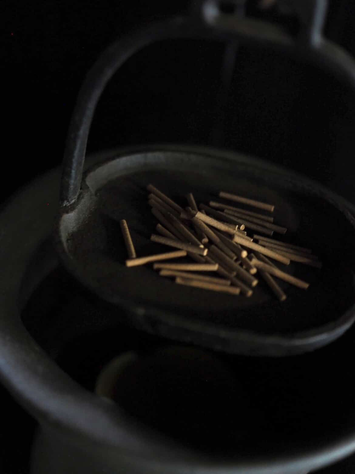 Hakudo Incense x Essence - New