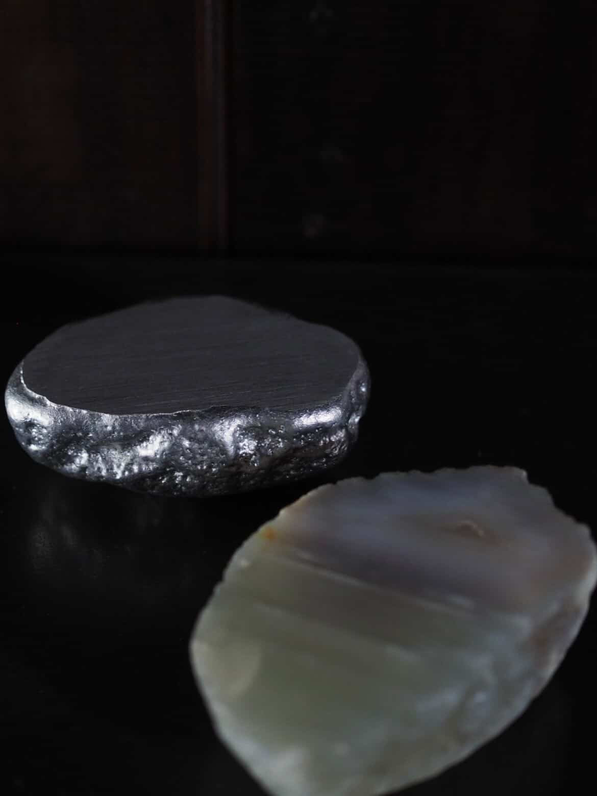 Agate and Casting Aluminium (set of two)