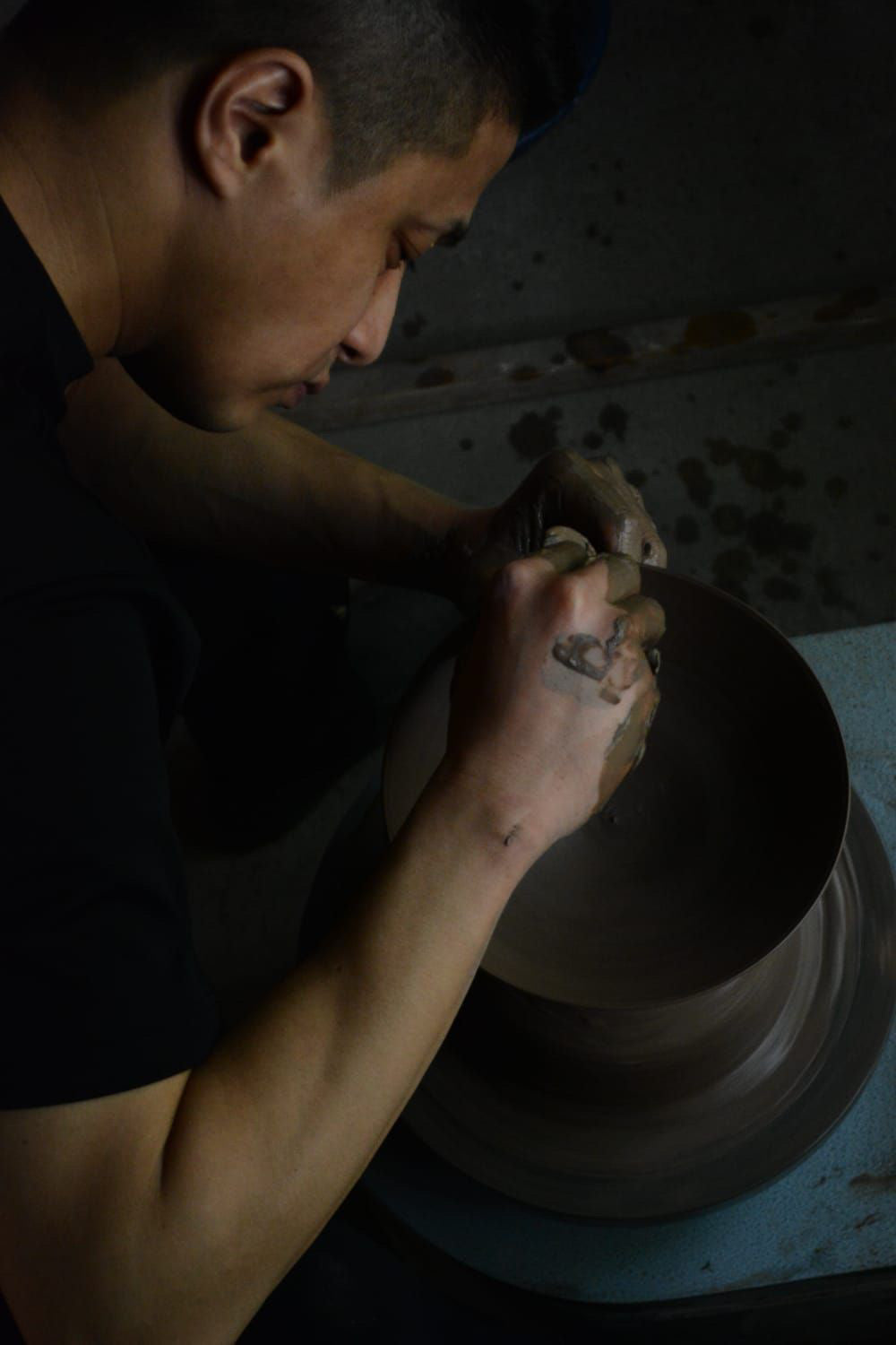 Koichi Onozawa Demonstration - Throwing on wheel / Urushi Lacquer on Ceramics