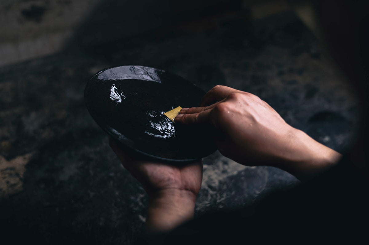 Koichi Onozawa Demonstration - Throwing on wheel / Urushi Lacquer on Ceramics