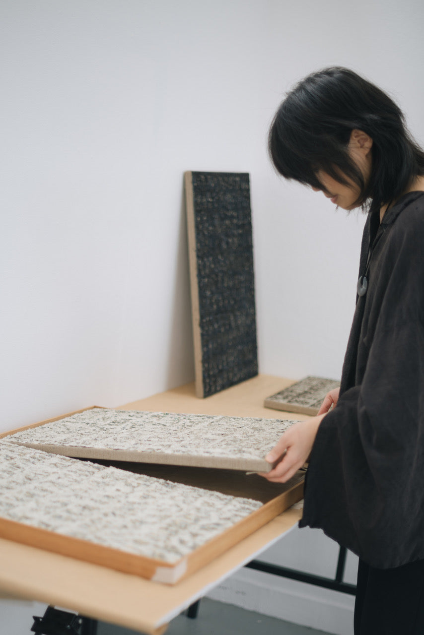 Cindy Leong - A Moment's Interlude - Gallery Image