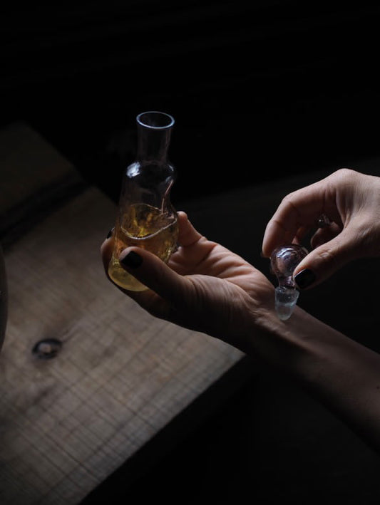Perfume by 6x4, NEGATIVESPACE