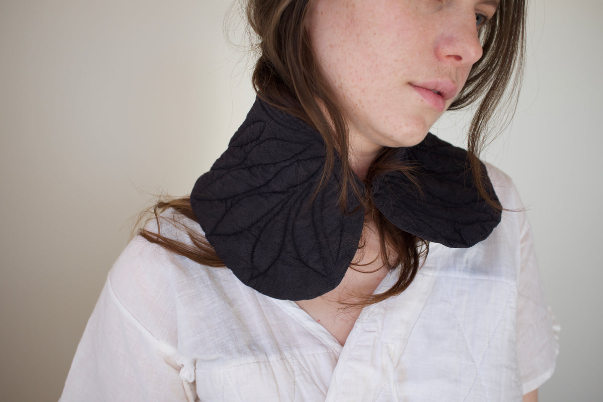 Dark purple quilted collar