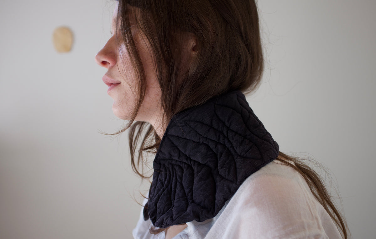 Dark purple quilted collar