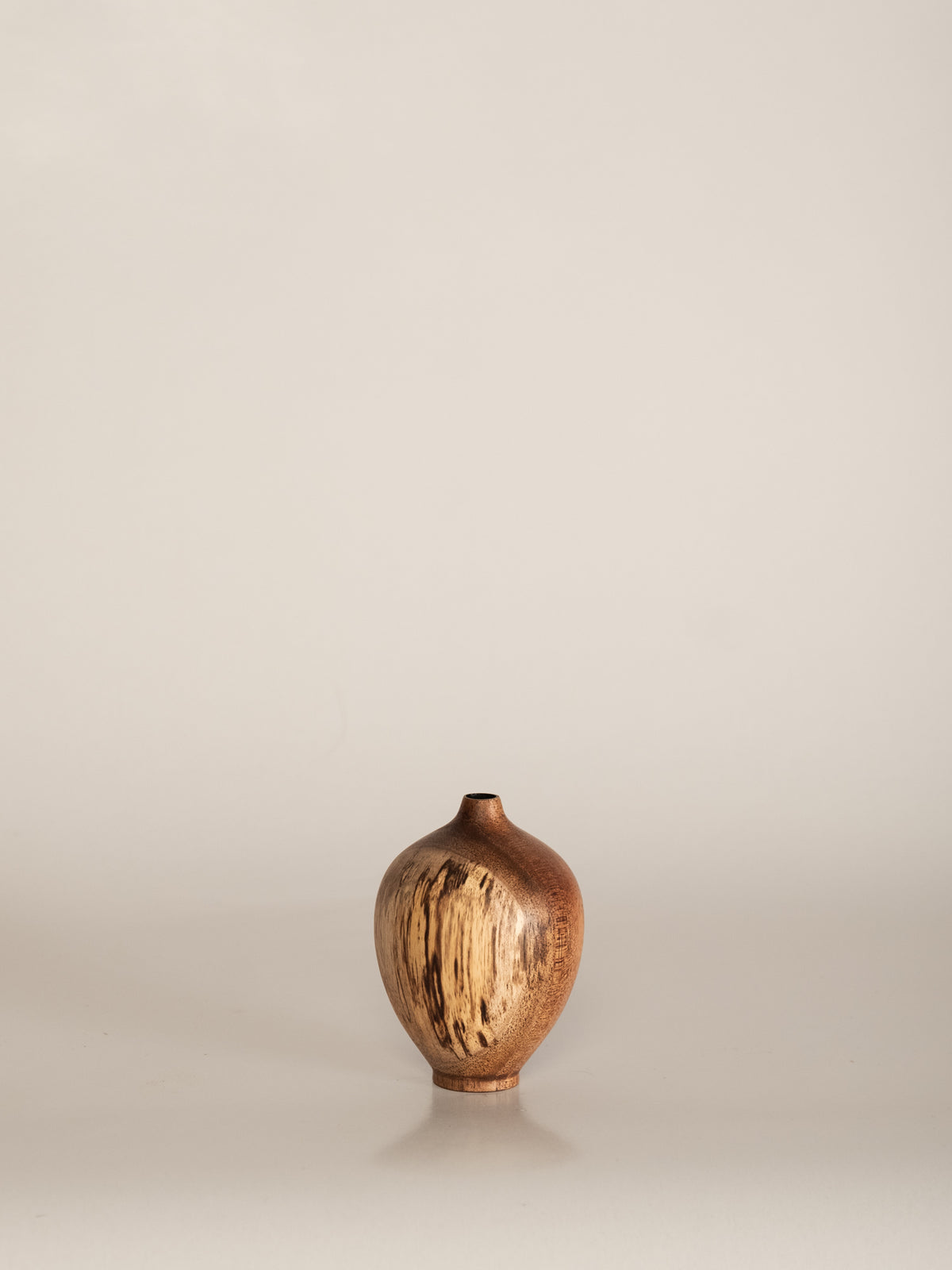 Bud vase (pod), Dry V1