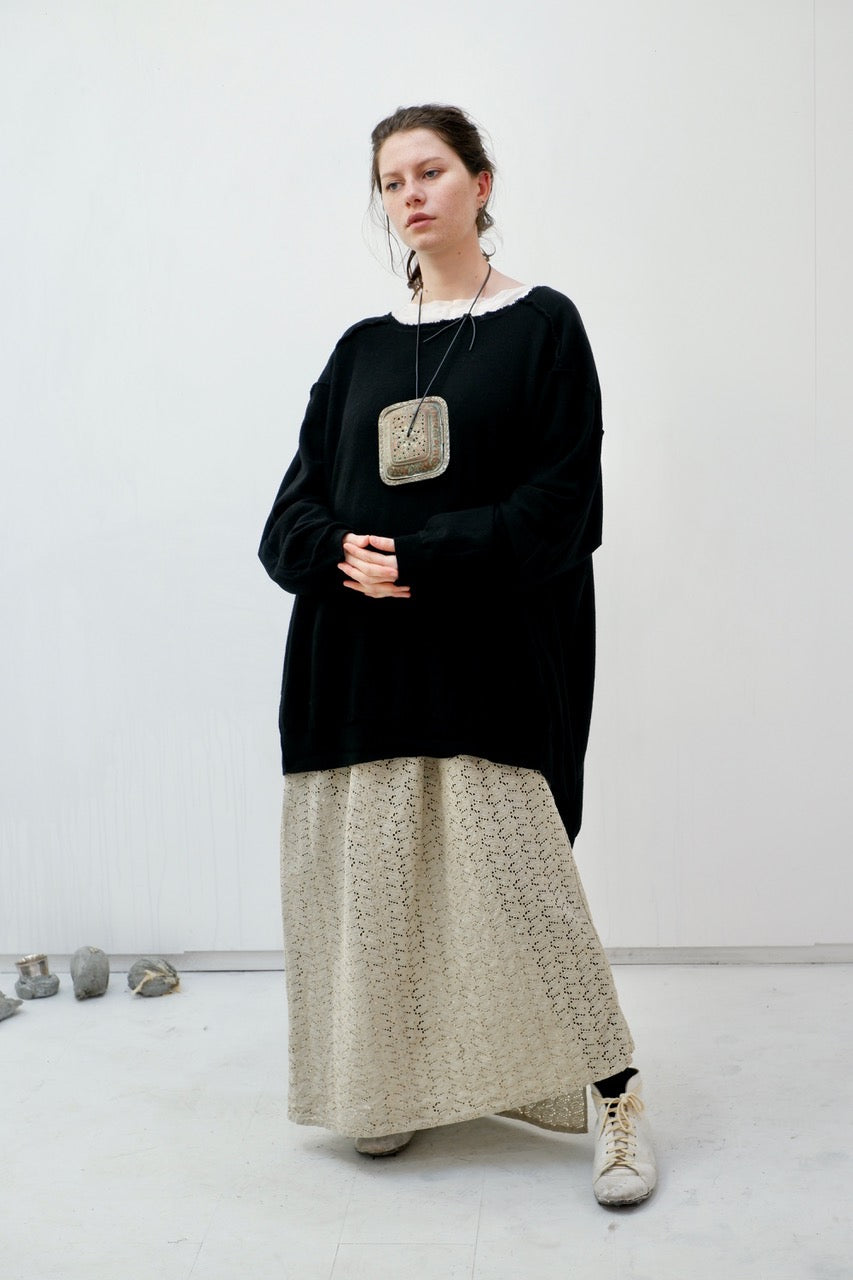 Black Merino '2 sides' jumper with hand-stitched neck