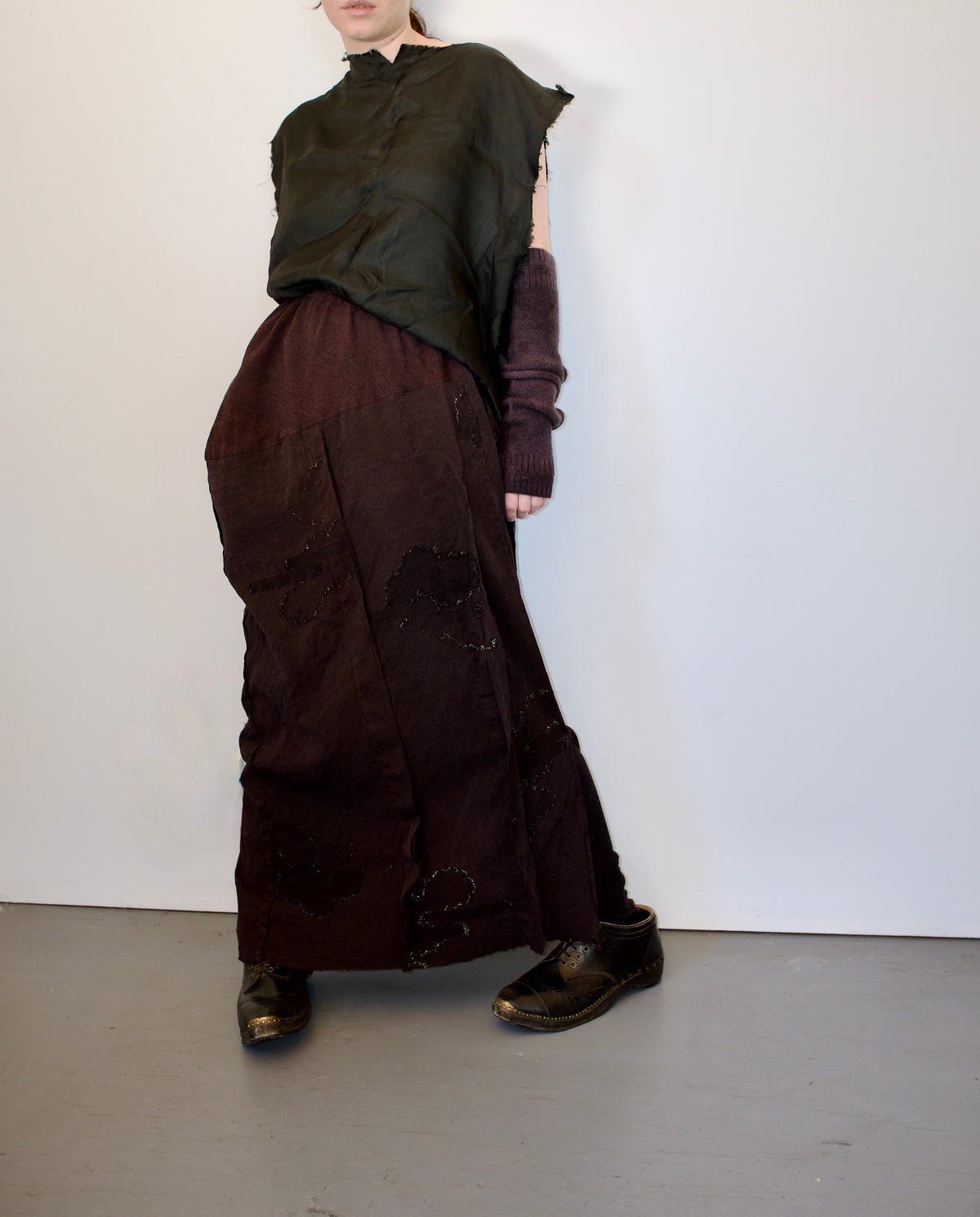Dark maroon asymmetrical skirt with pocket