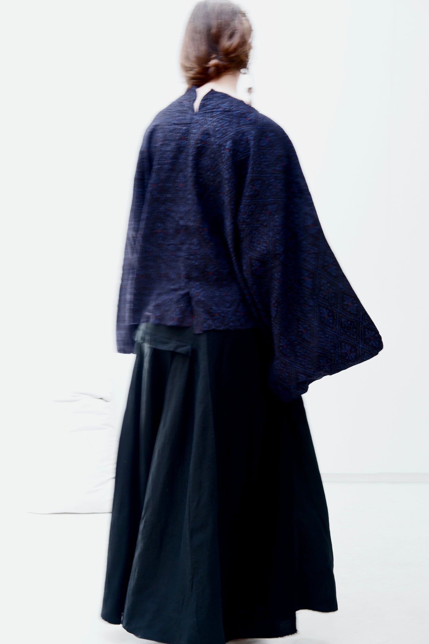 Kimono silk turned sleeve top.