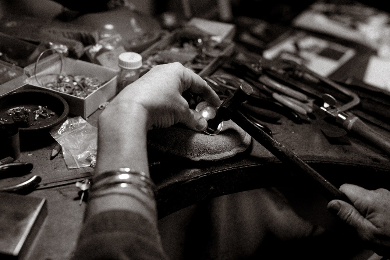 Jewellery Lesson: Carving Meaning - Wax carving for a charm or pendant
