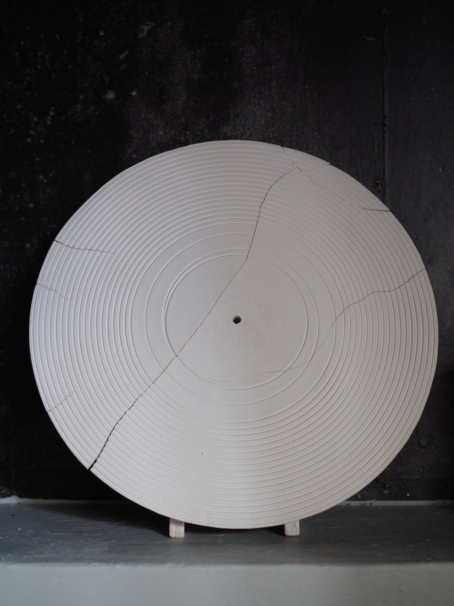 UNGLAZED PORCELAIN RECORD