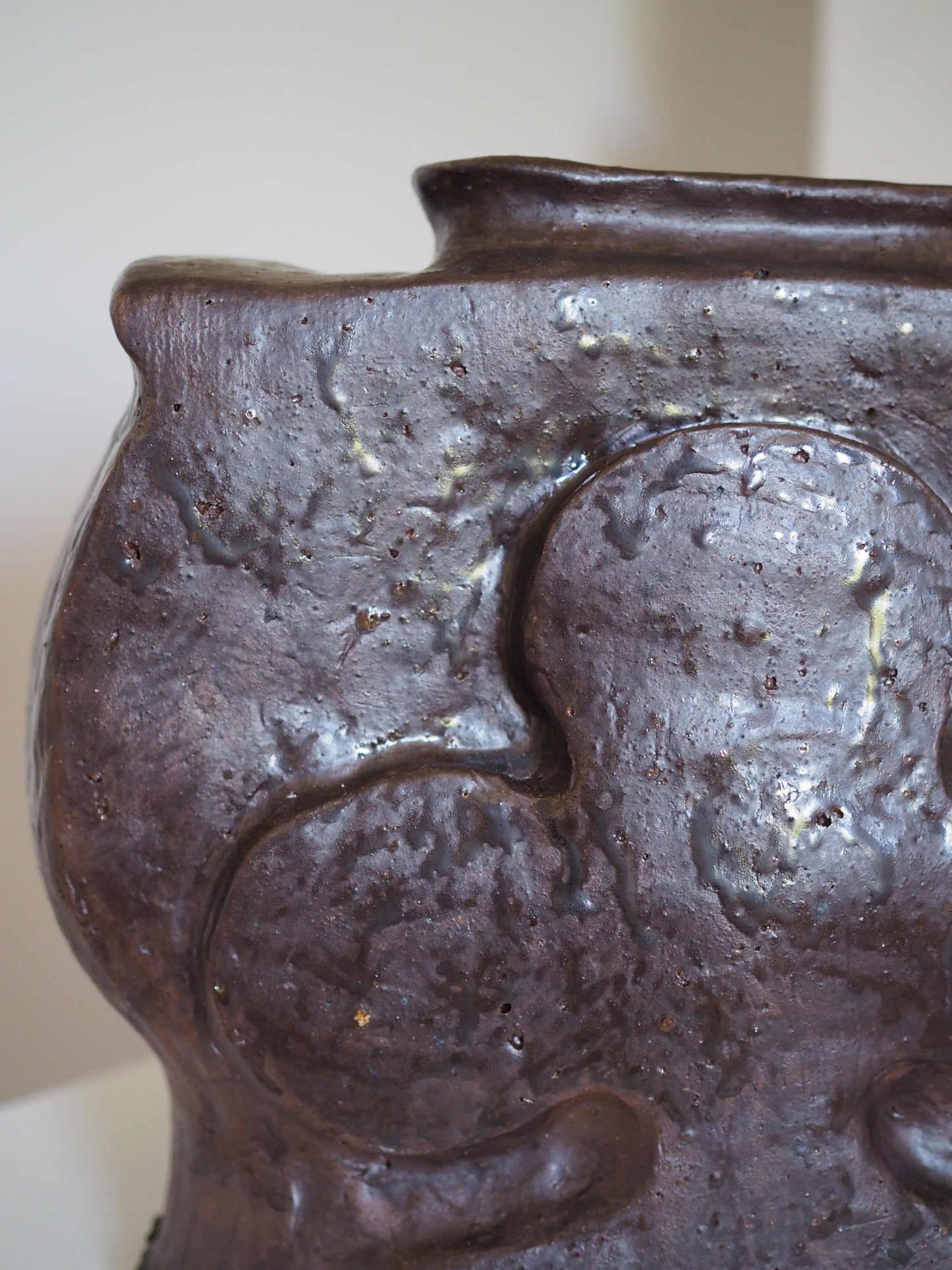 Large Clab Brunch Vase