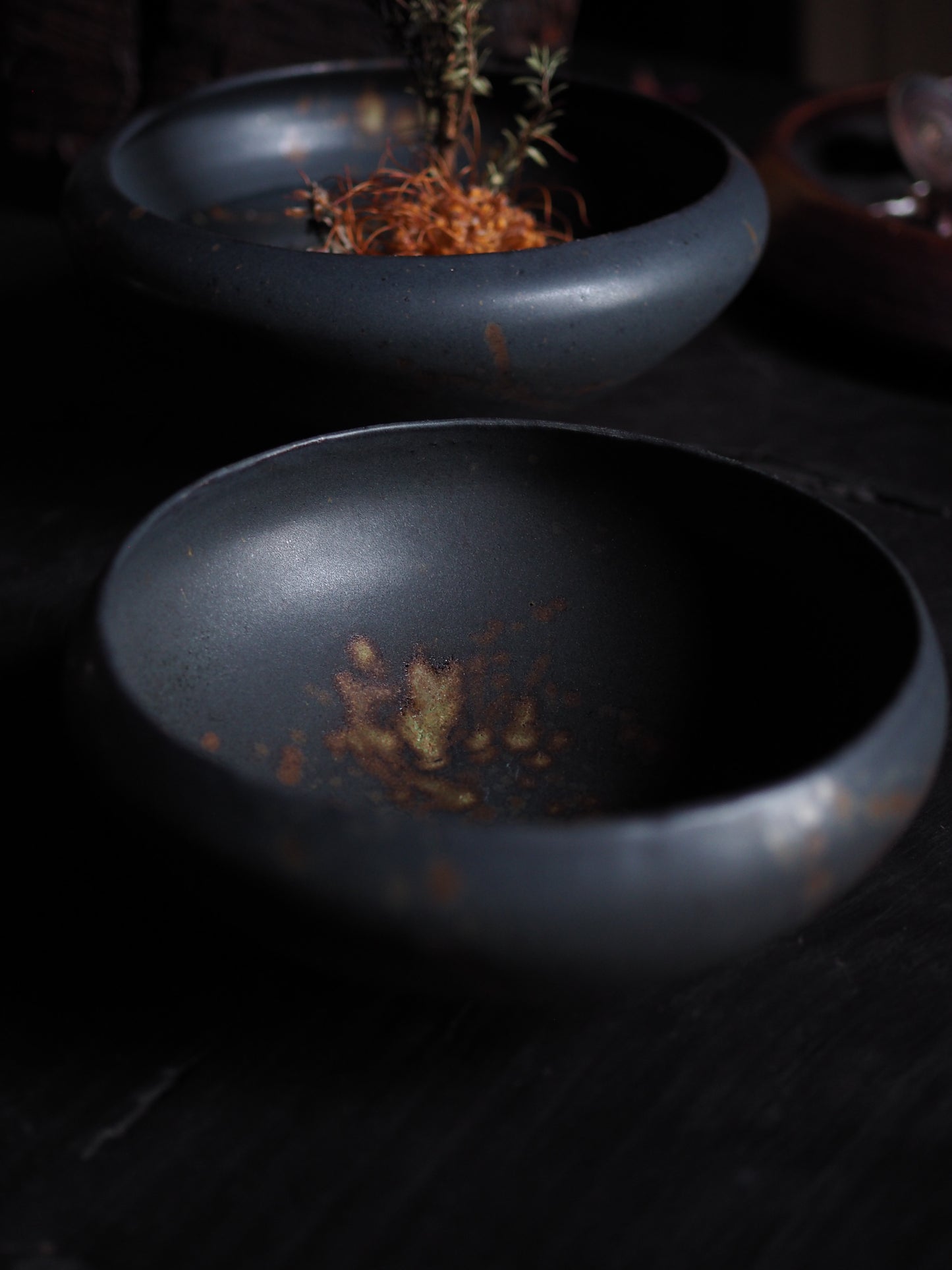 Raised bowl