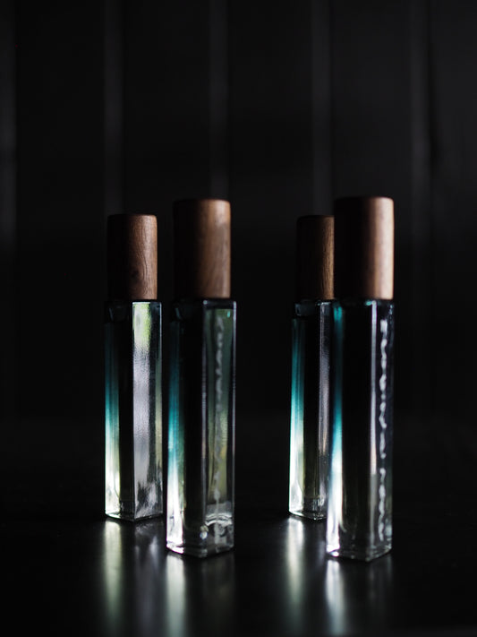 Perfume by 6x4, NEGATIVESPACE