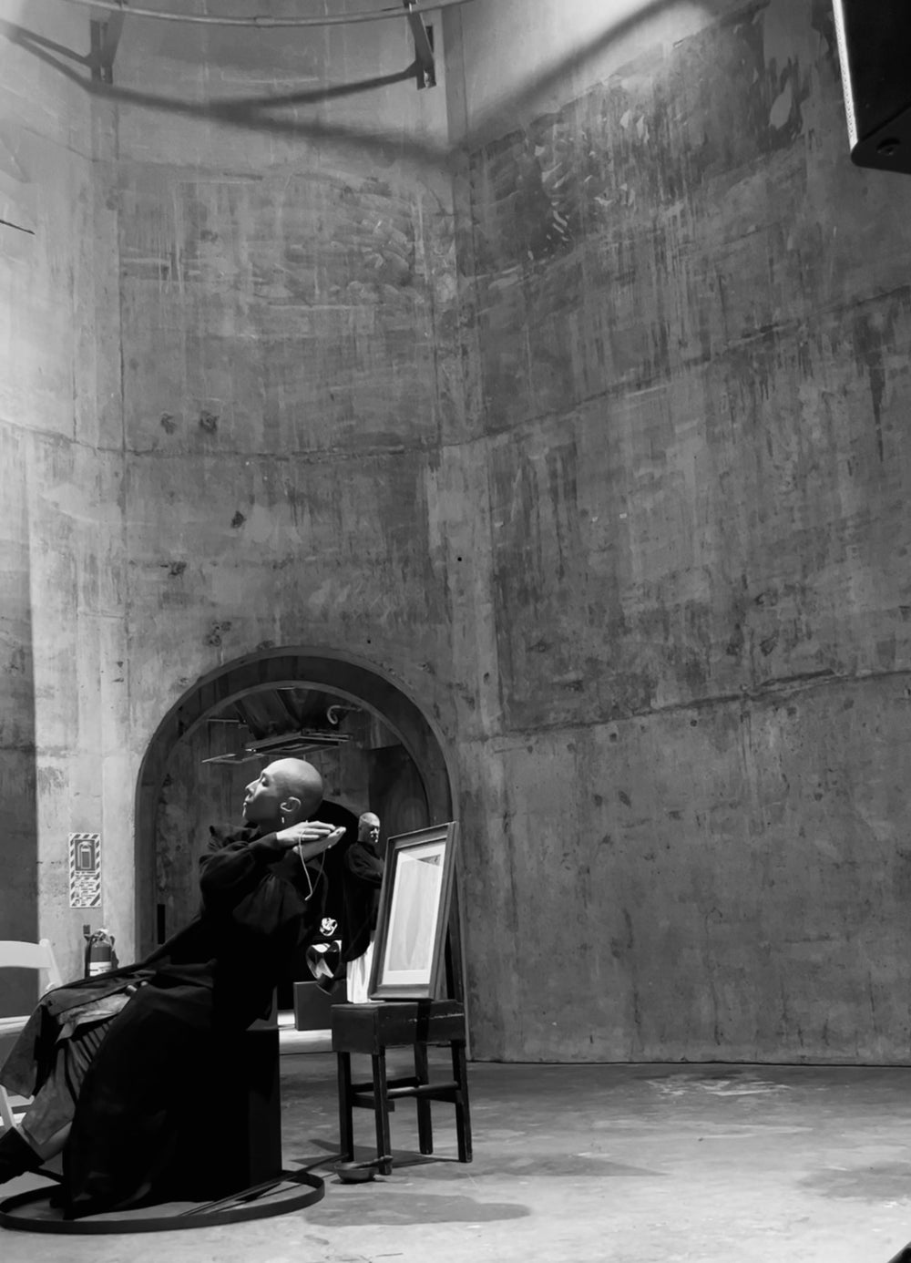 Kindred - Live Performance at Silo6 [Offsite] - Gallery Image