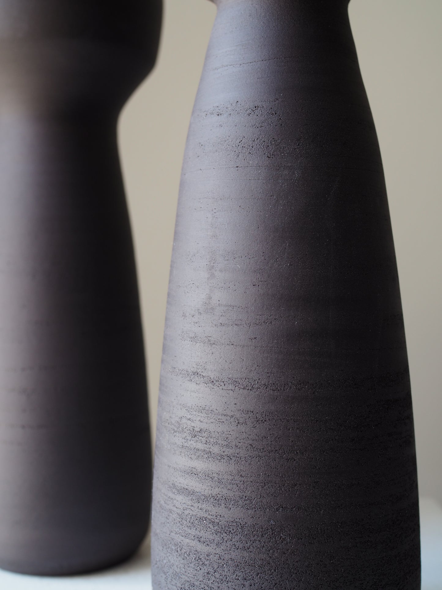 Black Vase ver.1, ver.2