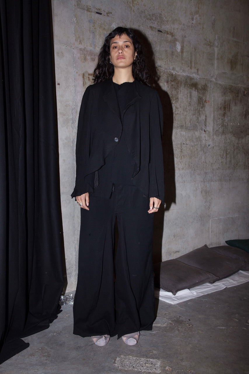 Deconstructed jacket with raw edges (no lining )