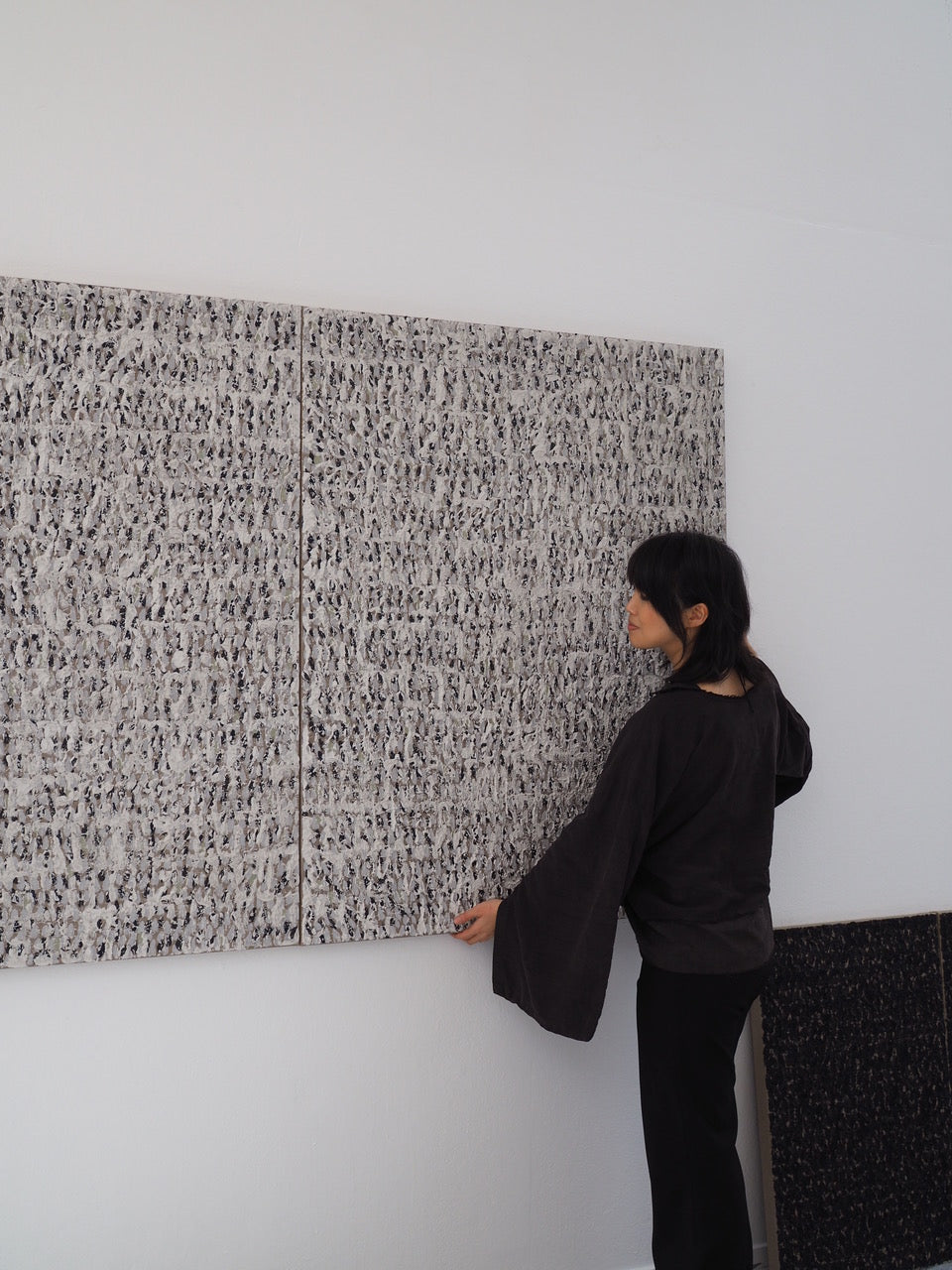 Cindy Leong - A Moment's Interlude - Gallery Image