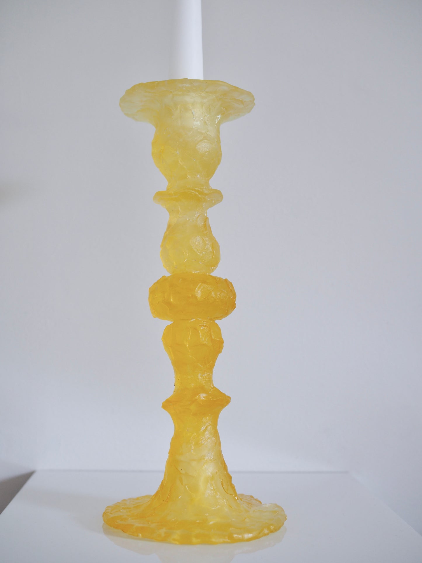 Pinched Yellow Candlestick