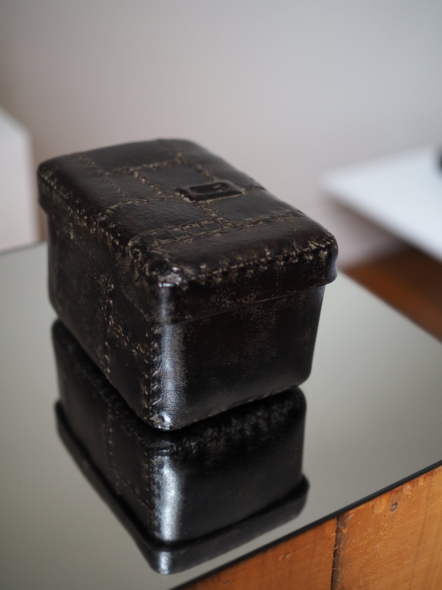 Leather canister ver.2