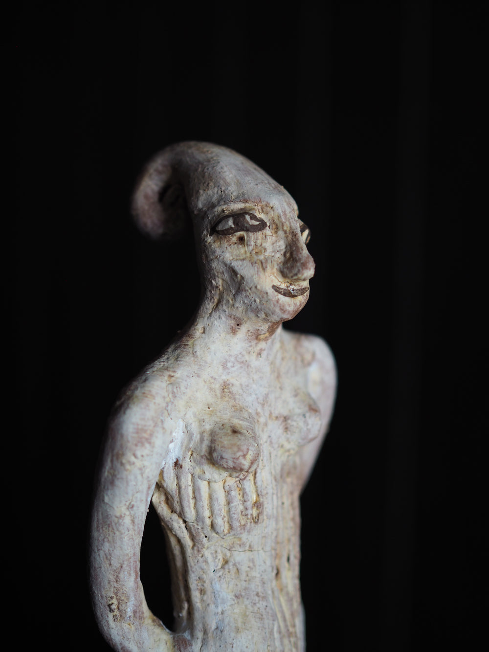 Bronwynne Cornish & Deborah Smith  -   The Departure Lounge & Conversation with Stones - Gallery Image