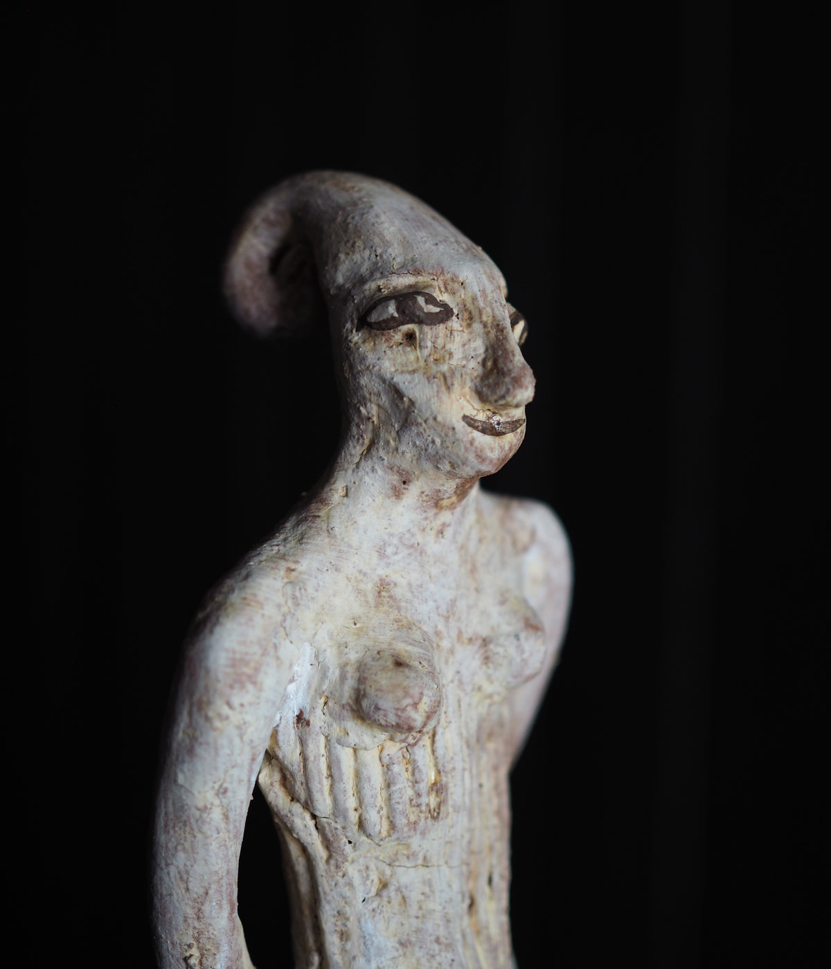 Bronwynne Cornish & Deborah Smith  -   The Departure Lounge & Conversation with Stones - Gallery Image