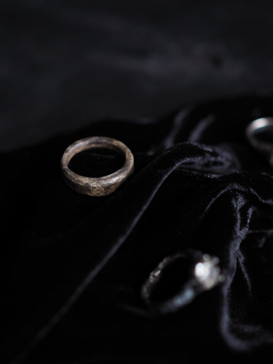Ring i
