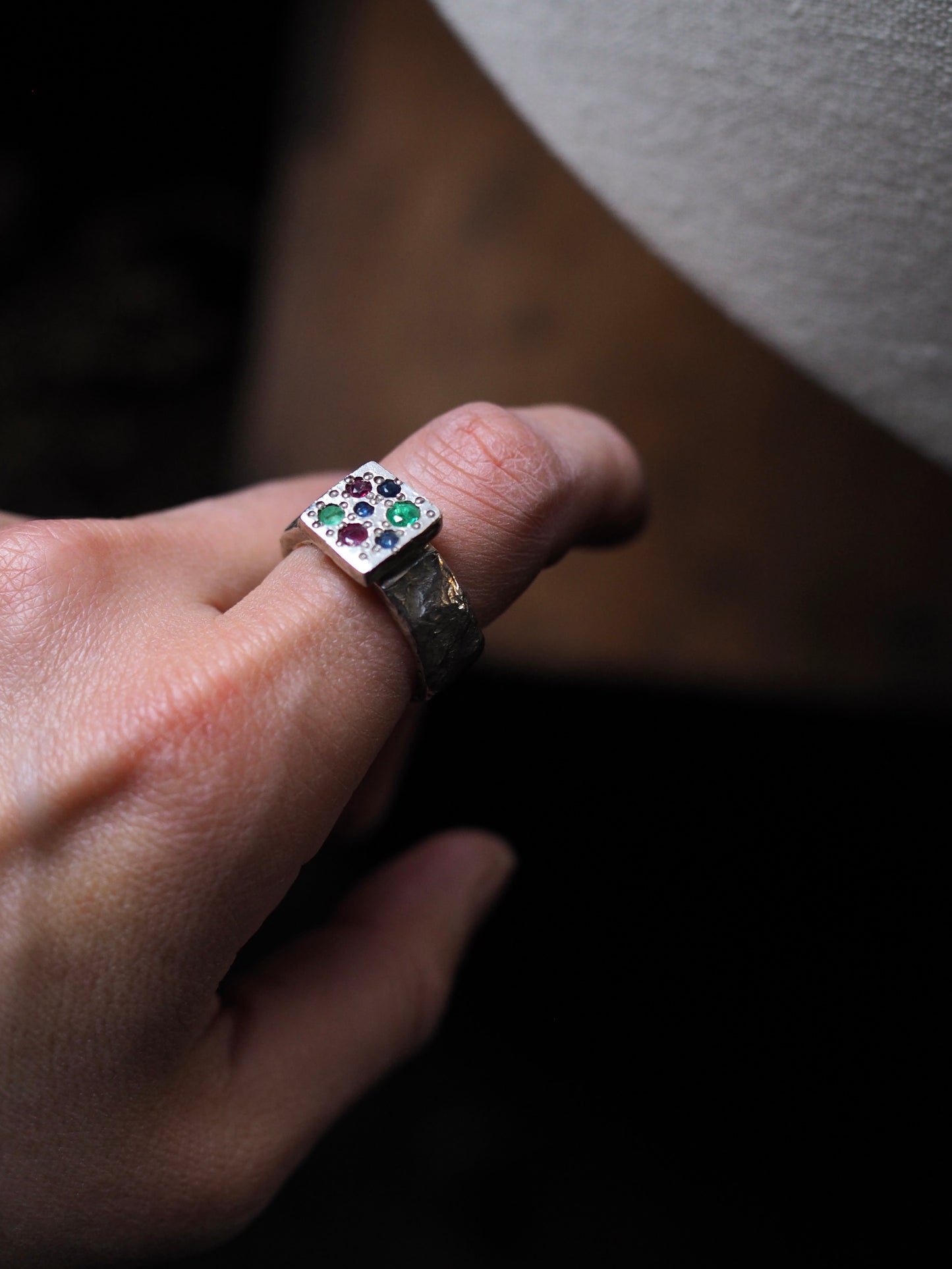 Shiny Objects - Ring 28