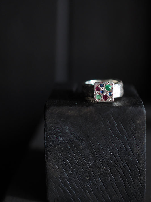 Shiny Objects - Ring 28