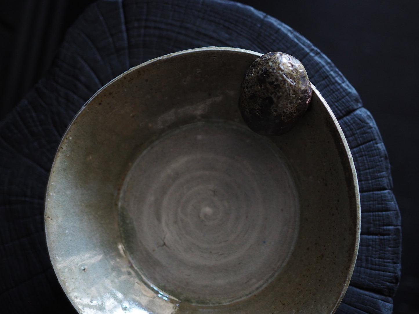 Blue bowl, Slouch bowl