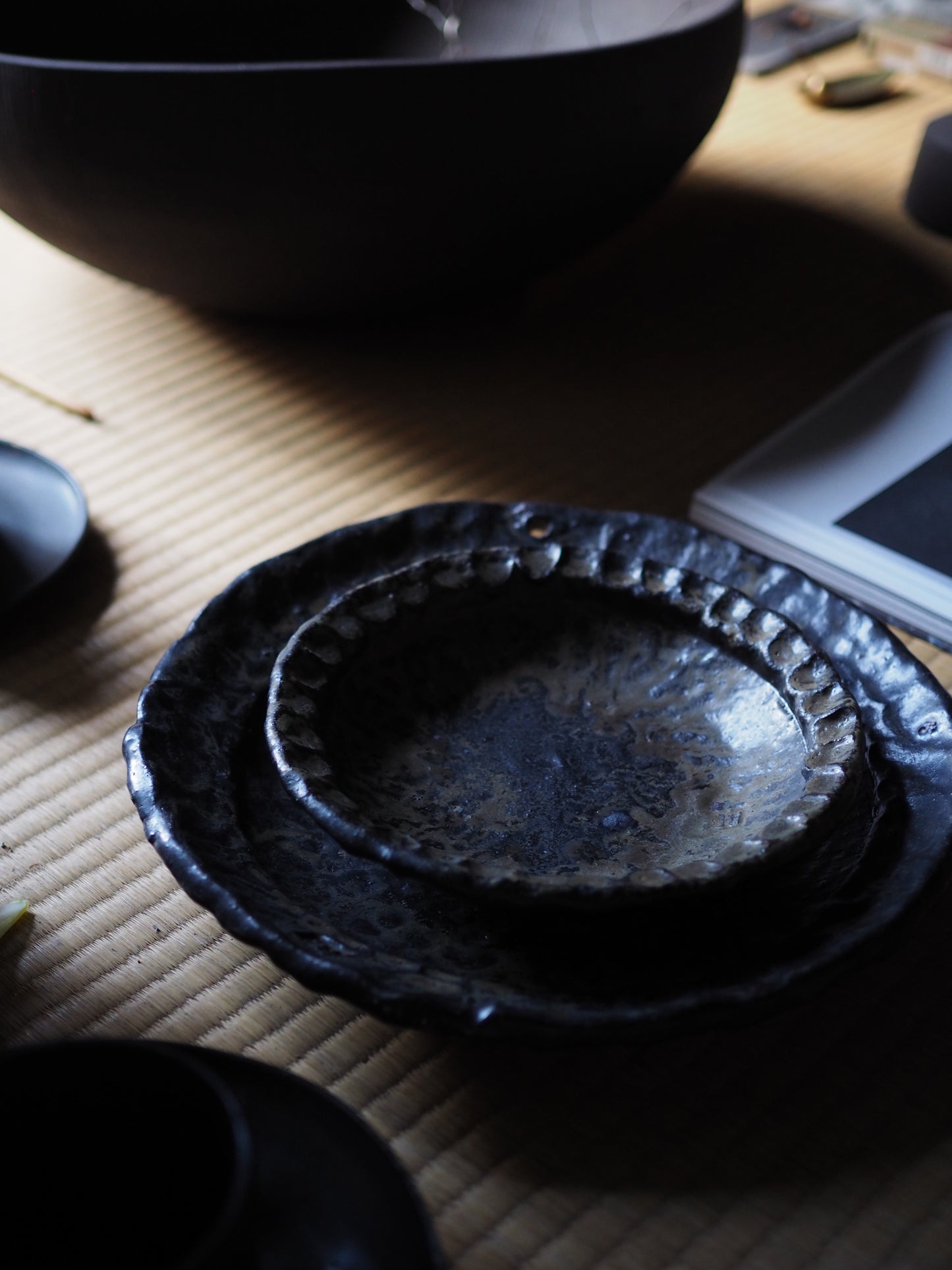 Pinched Plate / Large / Medium