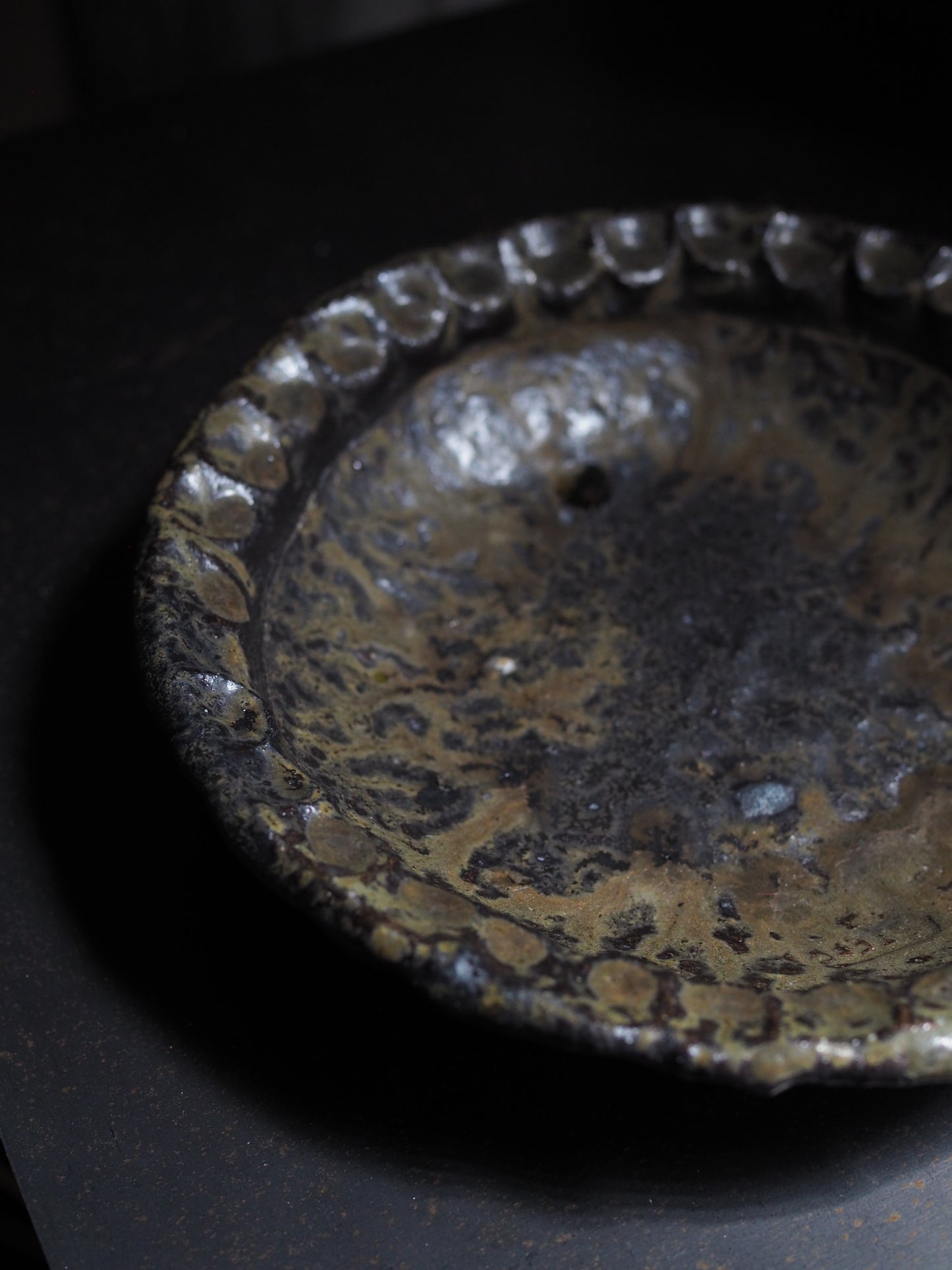 Pinched Plate / Large / Medium