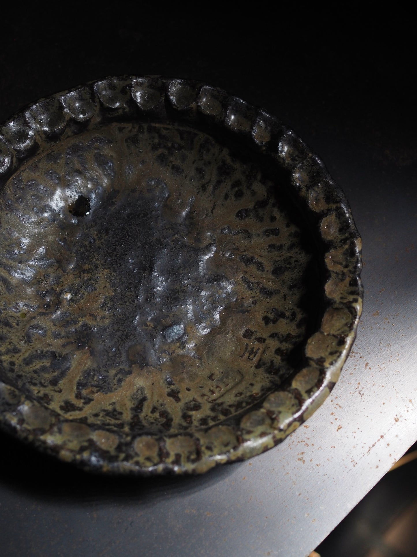 Pinched Plate / Large / Medium