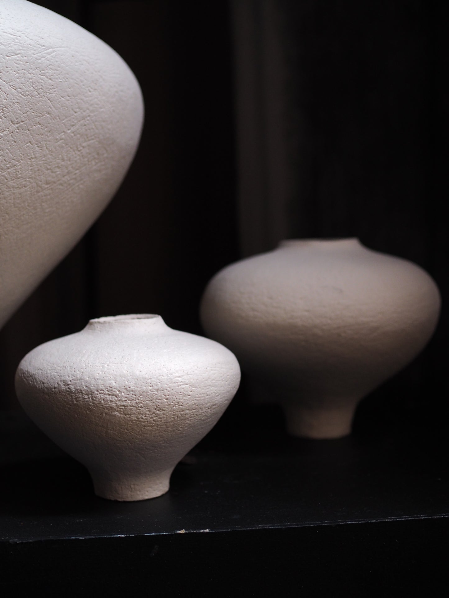 'Be Coming' Exhibition 26' Vase ver.1, ver.2