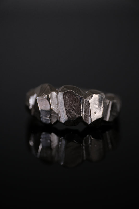 Pebble Ring
