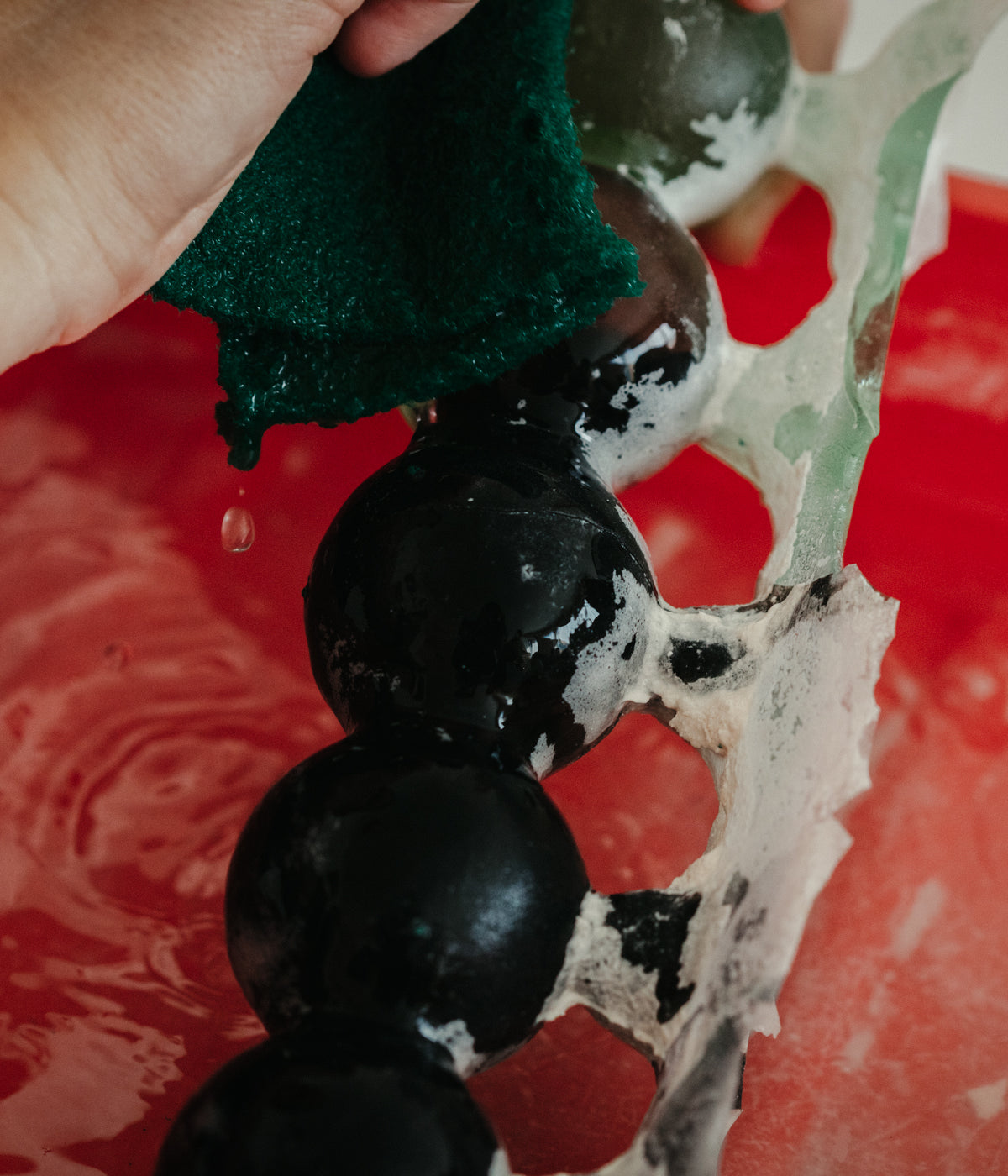 Susan Thomas & Lisa Bate - Resurfacing - Gallery Image