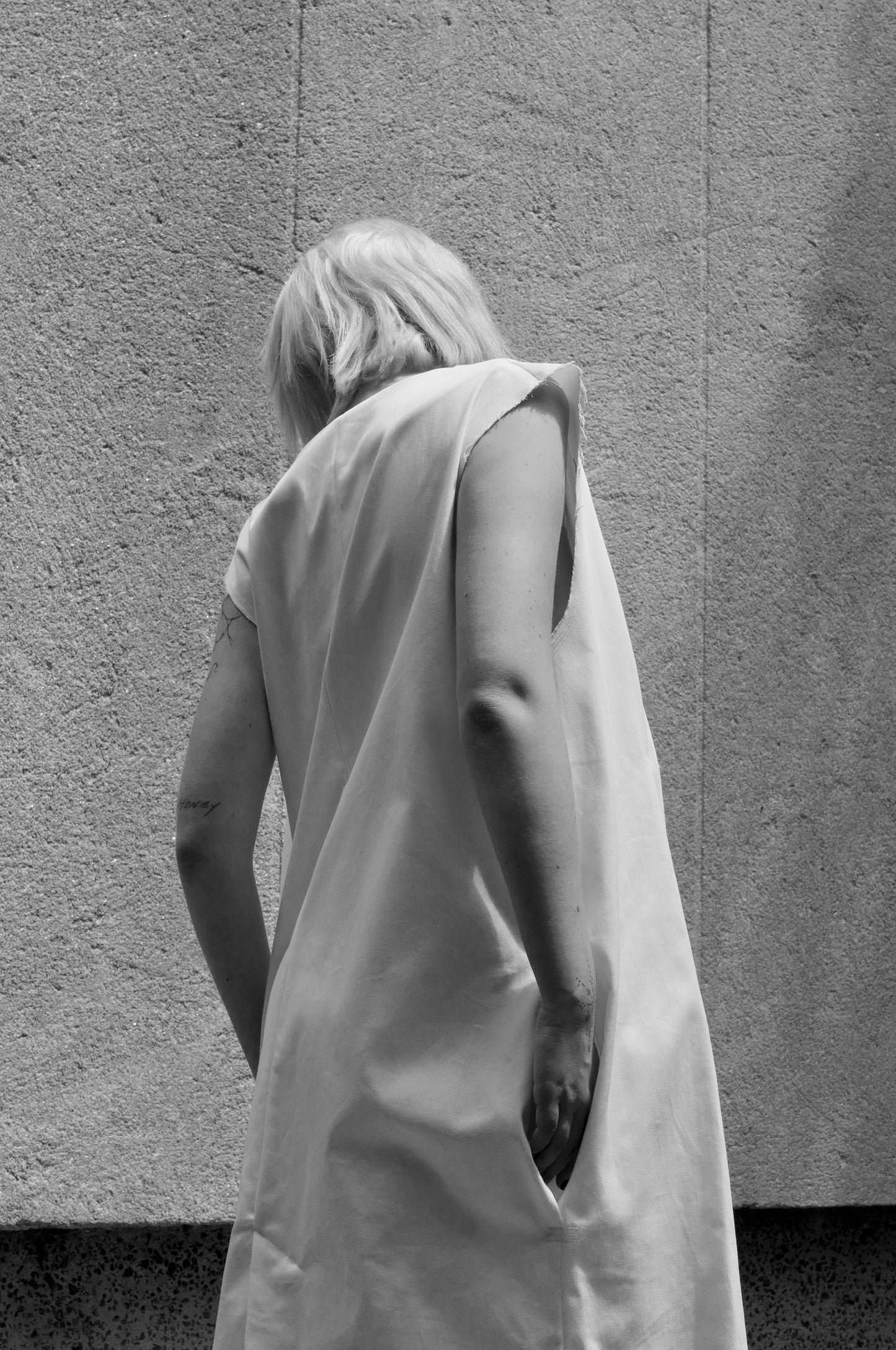 Masami Long Vest - White