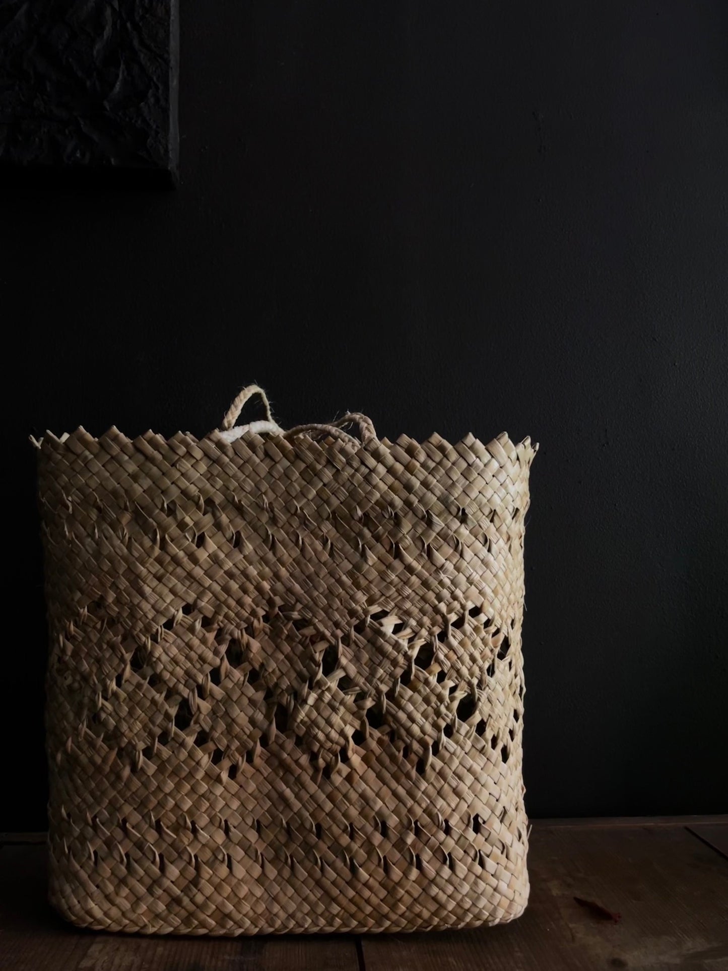 Medium Kete Whakairo - Aramoana & Whakapuare