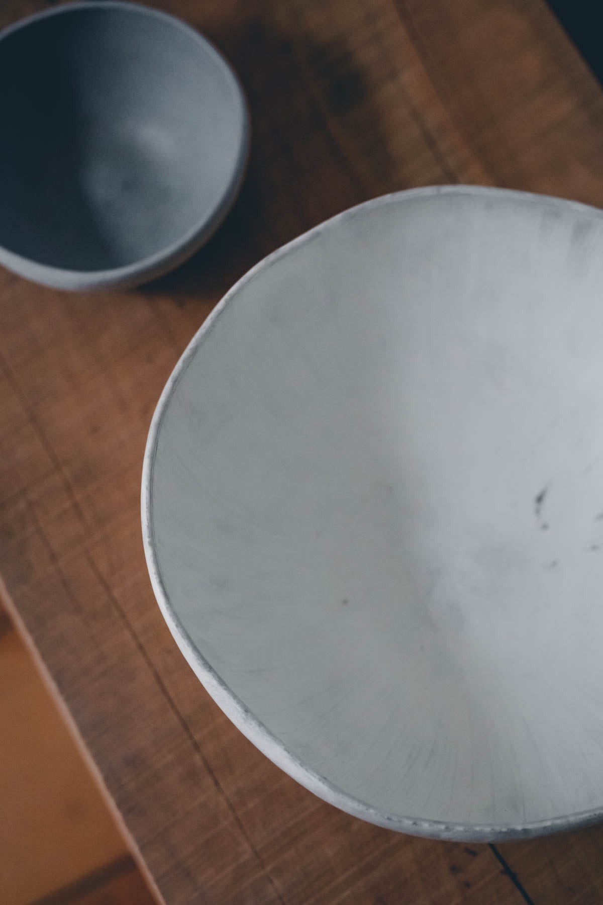 Large bowl in Silver White